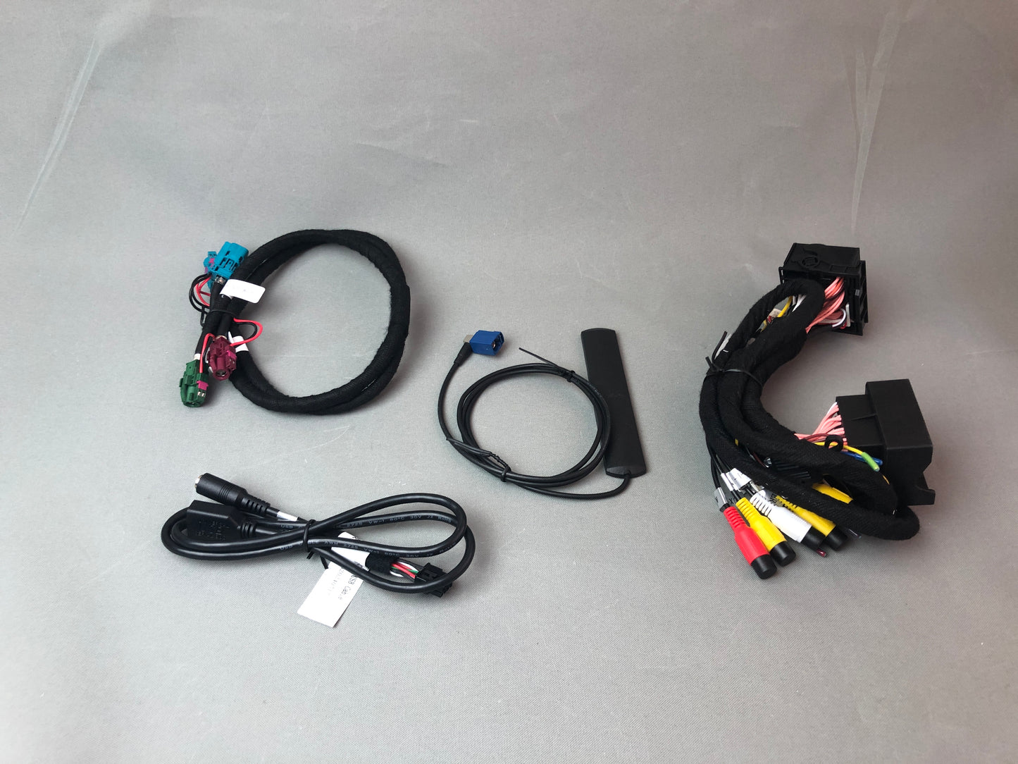 Land Rover CarPlay Box Android Auto car interface adapter Range Rover Discovery 4 Evoque Freelander 2 Wireless