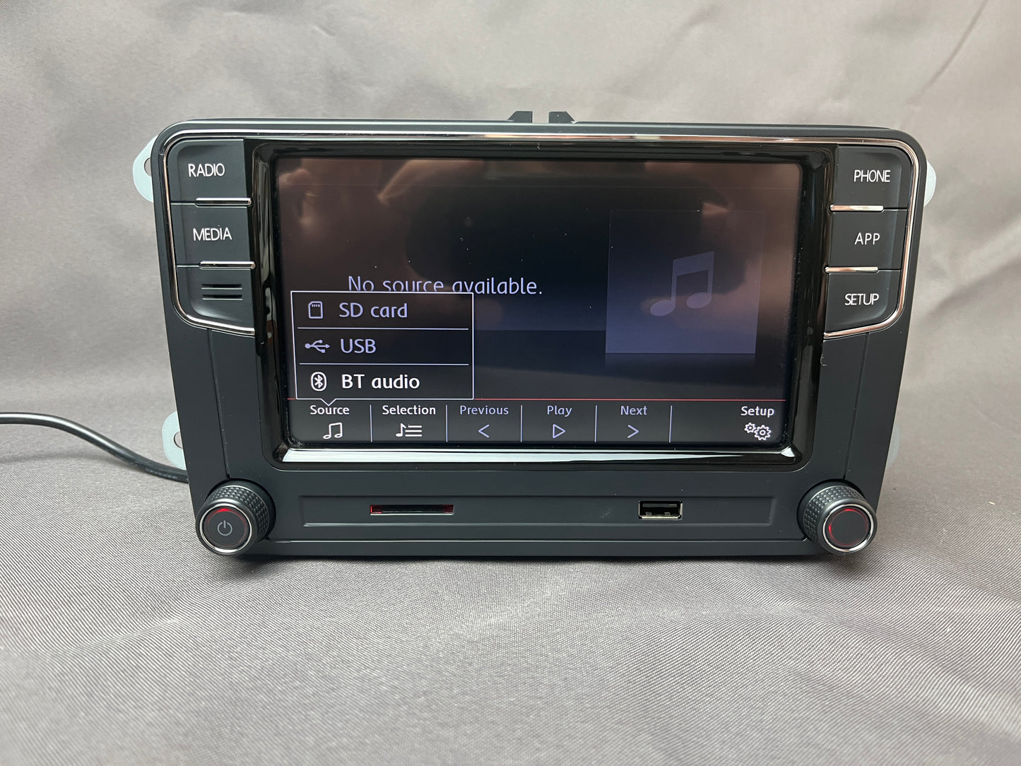 Volkswagen VW RCD 780 CarPlay and Android Car Navigation System Multimedia GPS
