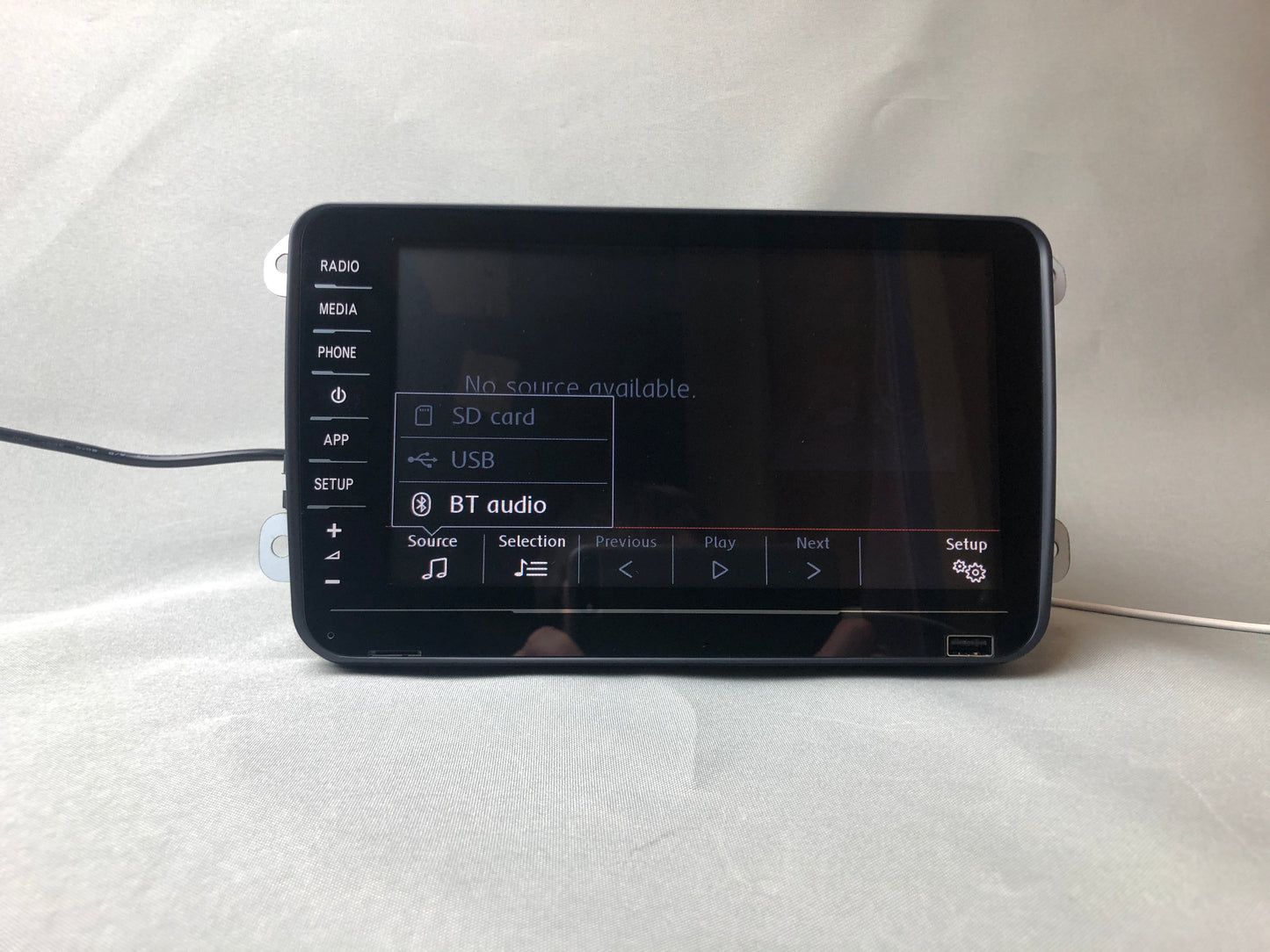 Volkswagen VW RCD 880 CarPlay und Android Autonavigationssystem Multimedia GPS