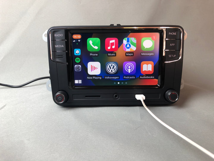 Volkswagen VW RCD 330 CarPlay und Android Autonavigationssystem Multimedia AUX GPS